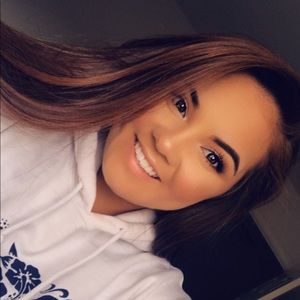 Meet your Posher, Anastasia